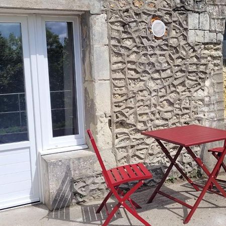 Saint-Étienne-de-Chigny Le Cocon Troglodyte 아파트 외부 사진